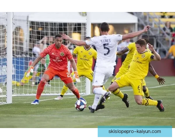 足球轻松进球创新技术持续提升球队进攻效率，表现亮眼